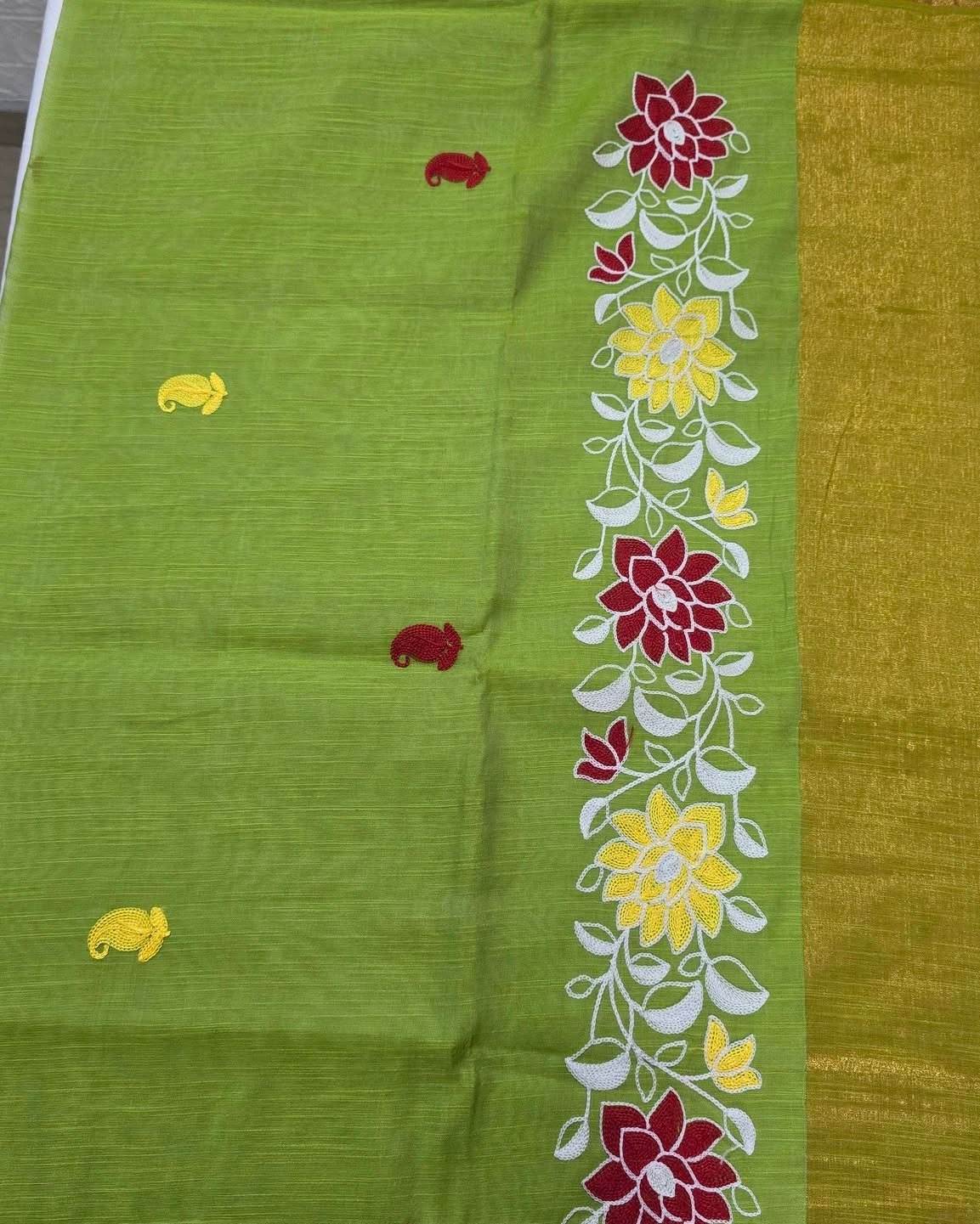 Statement Borders